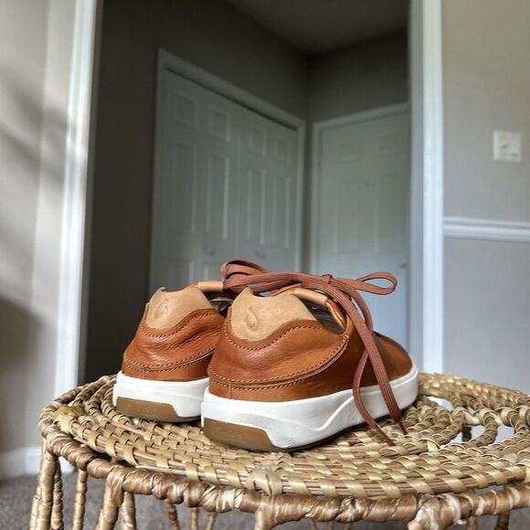 OluKai Men's Lae'ahi Lī 'Ili Leather Lace Up Sneakers- Fox Tan Brown - US 8 - Picture 4 of 10